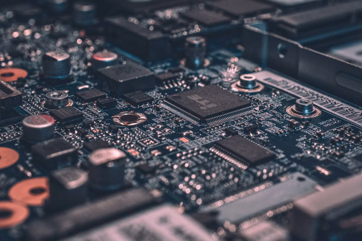 Hardware Motherboard & Linux Kernel Micro-Architecture